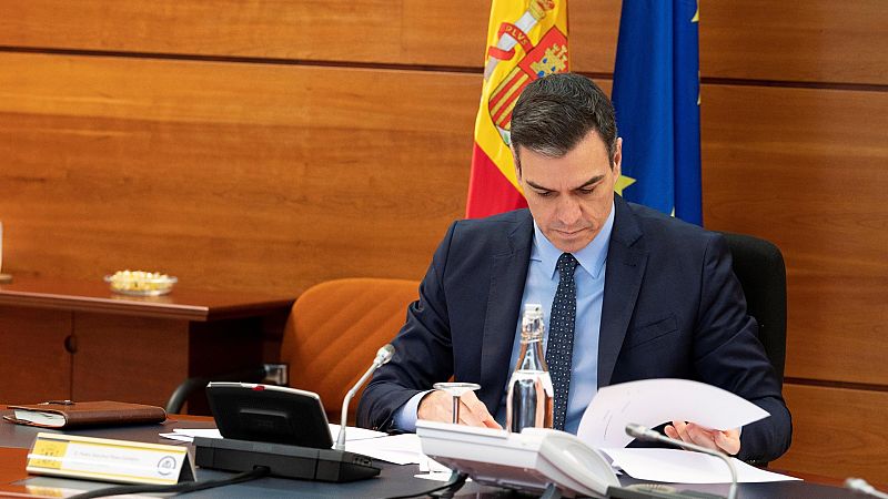 Todo noticias tarde - El Gobierno pierde apoyos por la crisis del coronavirus pero Sánchez sigue siendo el más valorado - Escuchar ahora