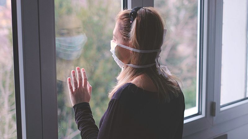 24 horas - Psicólogo: "Debemos adaptarnos para cuidar nuestra salud mental" - Escuchar ahora