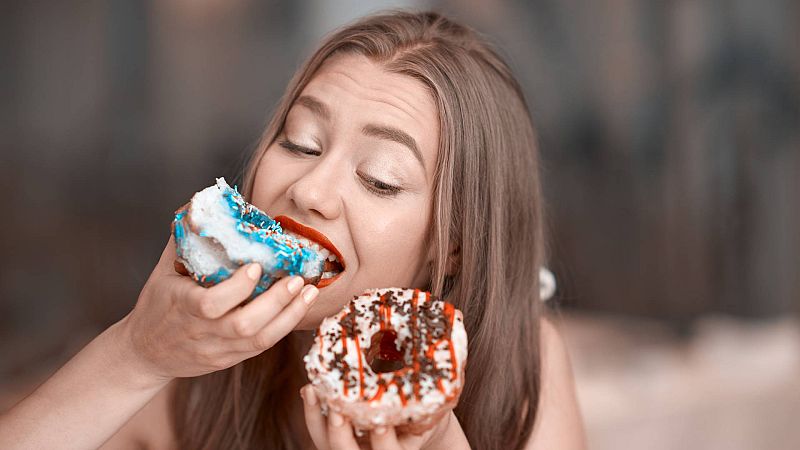 La lucha contra el hambre emocional - Solamente una vez | Escuchar