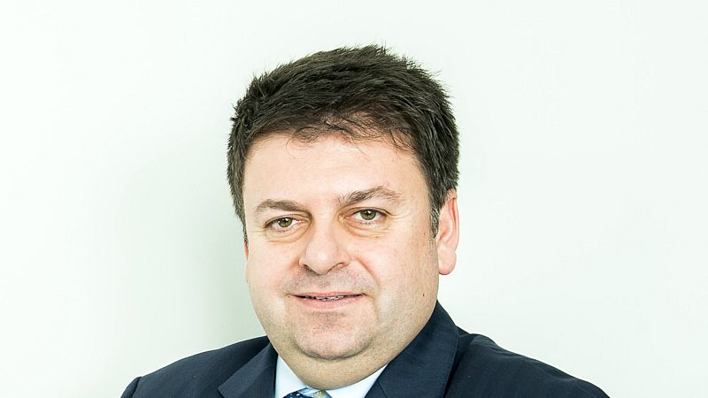 Santiago Carbó: "El FMI ha querido despertar a todos para que pongan toda la carne en el asador"