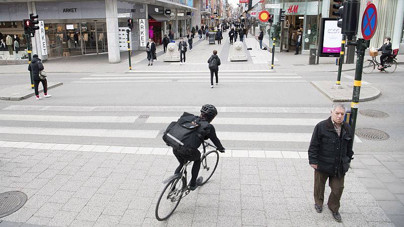 14 horas - Dudas ante la estrategia sueca frente a la pandemia por el aumento de muertes - Escuchar ahora