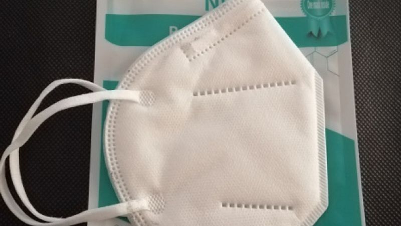 24 horas fin de semana - El Colegio de Enfermería pide a Salud "claridad" sobre las mascarillas FFP2 "retiradas por ineficaces" - Escuchar ahora