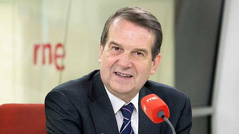 Boletines RNE - El Ejecutivo permitirá a los ayuntamientos utilizar el superávit para la recuperación