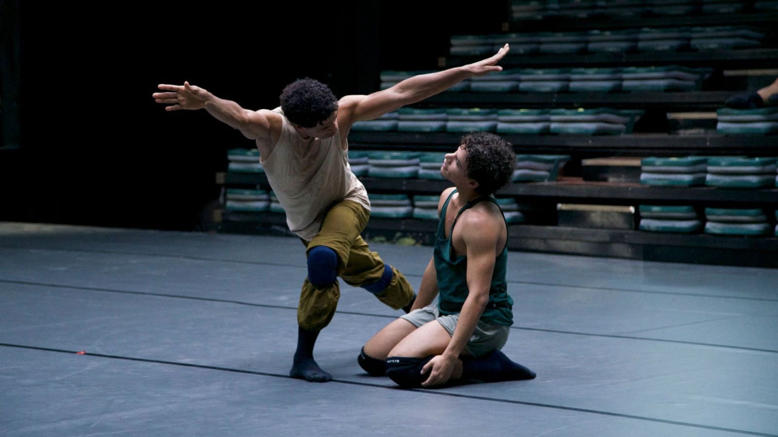 A compás - Danza y cine. Iciar Bollaín - 23/04/20 - escuchar ahora