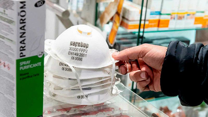 El precio de las mascarillas fijado por el Gobierno desanima a farmacias y empresas textiles - 14 horas | Escuchar