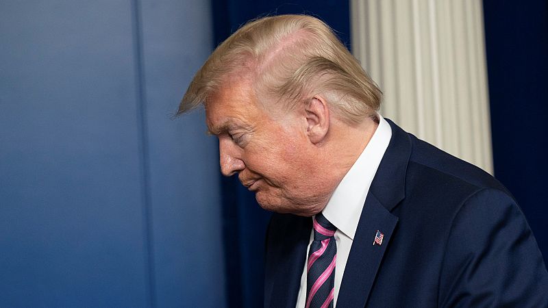 España a las 8 Fin de Semana - Trump suspende la rueda de prensa para informar sobre la pandemia - Escuchar ahora