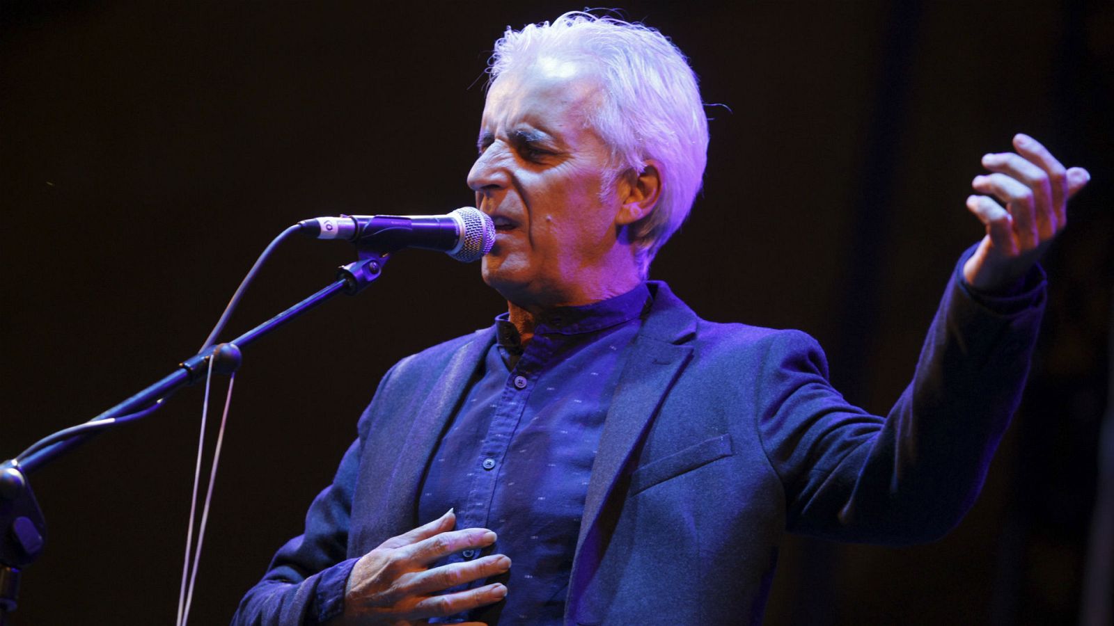 Las mañanas de RNE con Íñigo Alfonso: Kiko Veneno publica "Hay gente" para "quienes nos cuidan y están por la vida" - Escuchar ahora