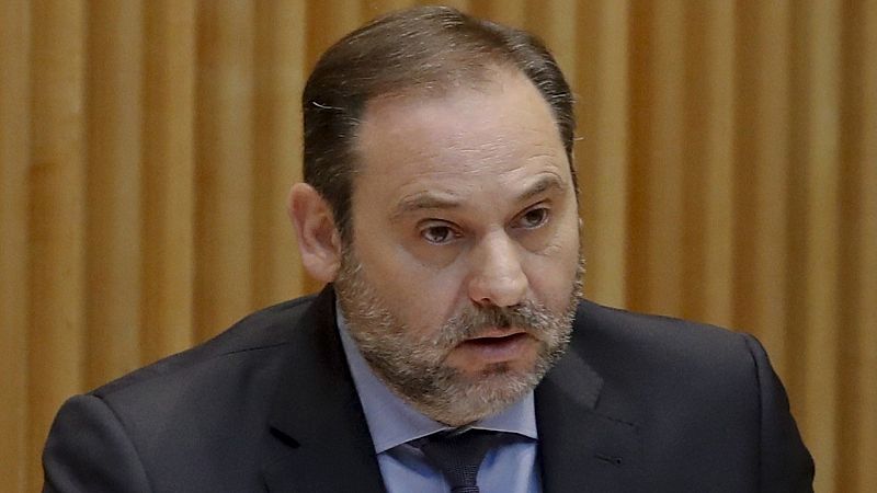 24 horas - Ábalos recomienda regresar al trabajo en vehículo privado en la medida de lo posible