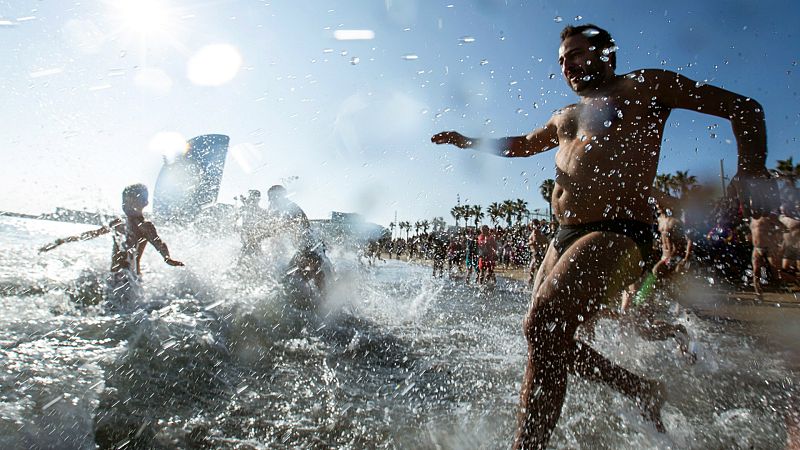 14 horas - El CSIC ve poco probable contagiarse durante el baño en playas y piscinas - Escuchar ahora