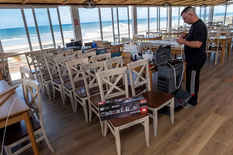 Las mañanas de RNE con Íñigo Alfonso - La patronal hostelera pide prolongar los ERTE hasta finales de año