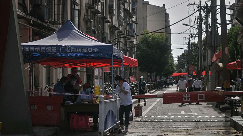 14 horas - China hará test a los 11 millones de habitantes de Wuhan - Escuchar ahora