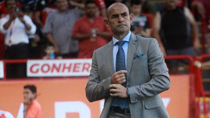 Radiogaceta de los deportes - Paco Jémez: "No hay intención de que los jugadores vuelvan a entrenarse en la ciudad deportiva" - Escuchar ahora