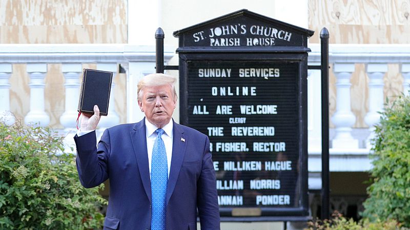 14 horas - Trump amenaza con desplegar al Ejército para detener los disturbios: "Son actos de terrorismo doméstico" - Escuchar ahora