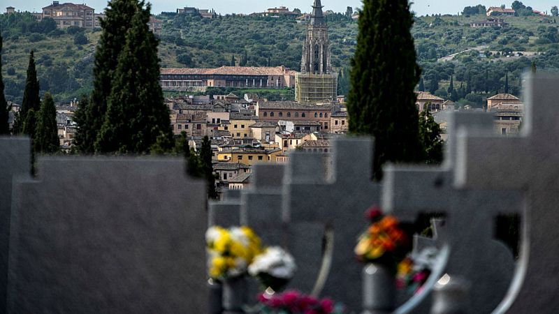 Boletines RNE - Las defunciones aumentaron un 24% hasta el 24 de mayo - Escuchar ahora