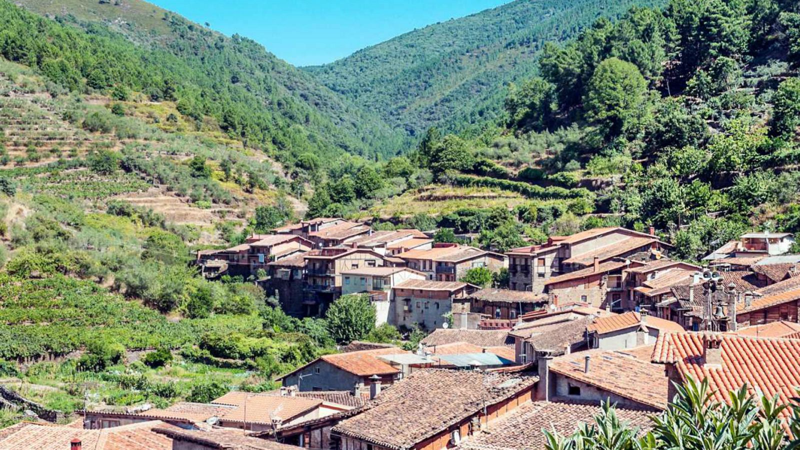 14 horas - Los vecinos de pueblos fronterizos, deseosos de volver a cruzar "la Raya" - Escuchar ahora