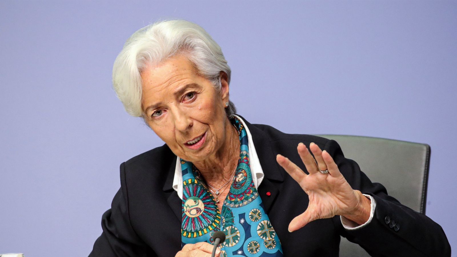 14 horas - El BCE redobla su apoyo a los estados frente a la crisis del coronavirus - Escuchar ahora