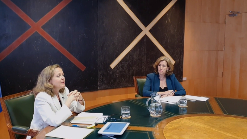 24 horas - Los sindicatos exigen participar en los planes sectoriales de la automoción o el turismo que prepara el Gobierno