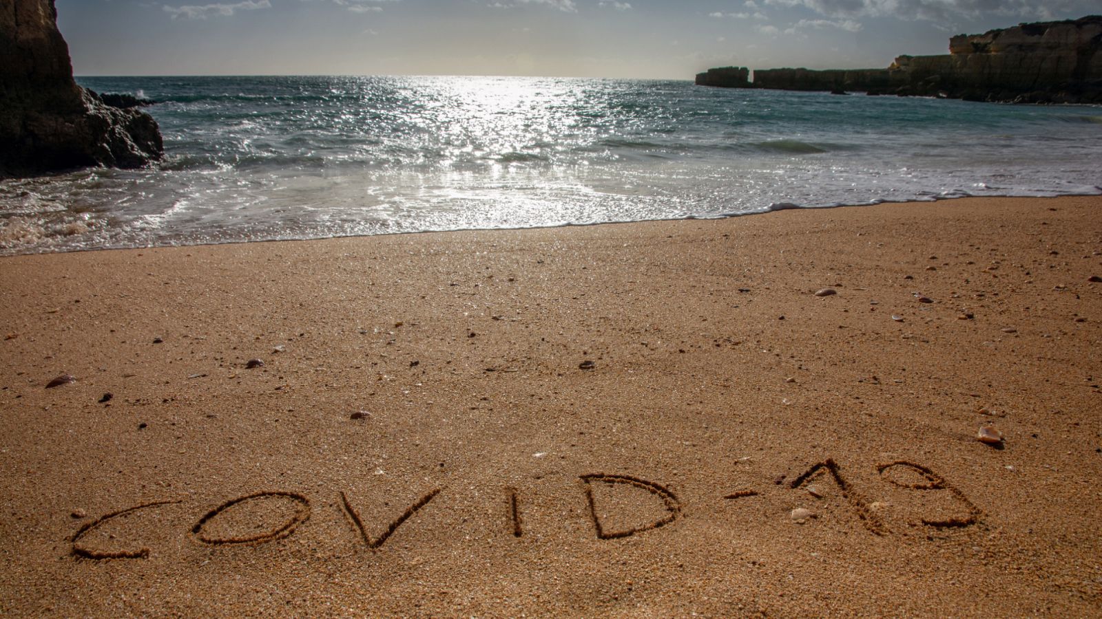 Las mañanas de RNE con Pepa Fernández - Verba volant - Playas - Escuchar ahora