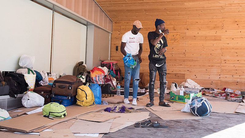 14 horas - Vecinos y entidades sociales de Lleida piden una solución definitiva para los temporeros - Escuchar ahora