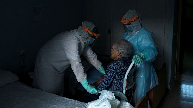 Las mañanas de RNE con Íñigo Alfonso - Las residencias piden más medios: "Nos han dejado solos en una situación durísima" - Escuchar ahora