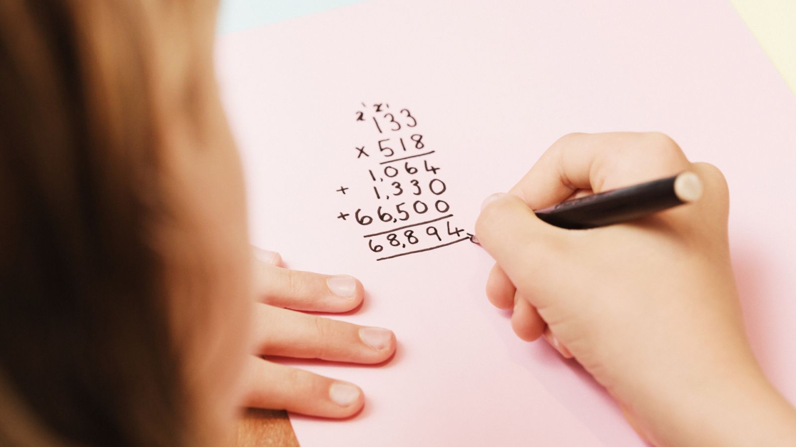 Las mañanas de RNE con Pepa Fernández - Programa 200 | Clara Grima y los misterios del número 200 - Escuchar ahora