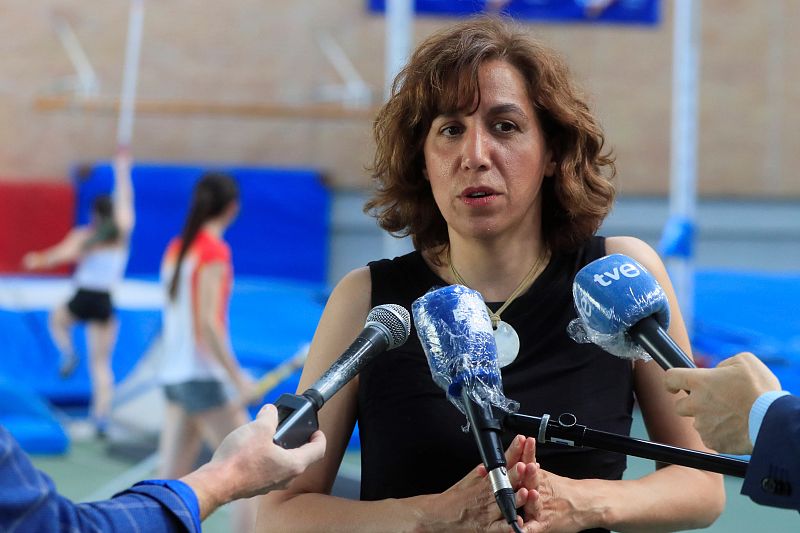 Irene Lozano: "No se puede ir a los estadios" - Escuchar ahora