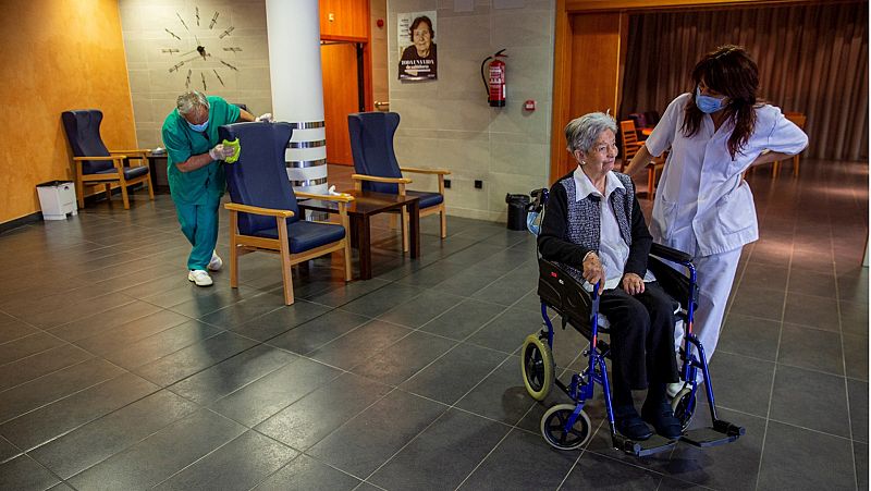 14 horas Fin de Semana - Las residencias, desprotegidas ante posibles rebrotes: no están preparadas para afrontar nuevos casos - Escuchar ahora