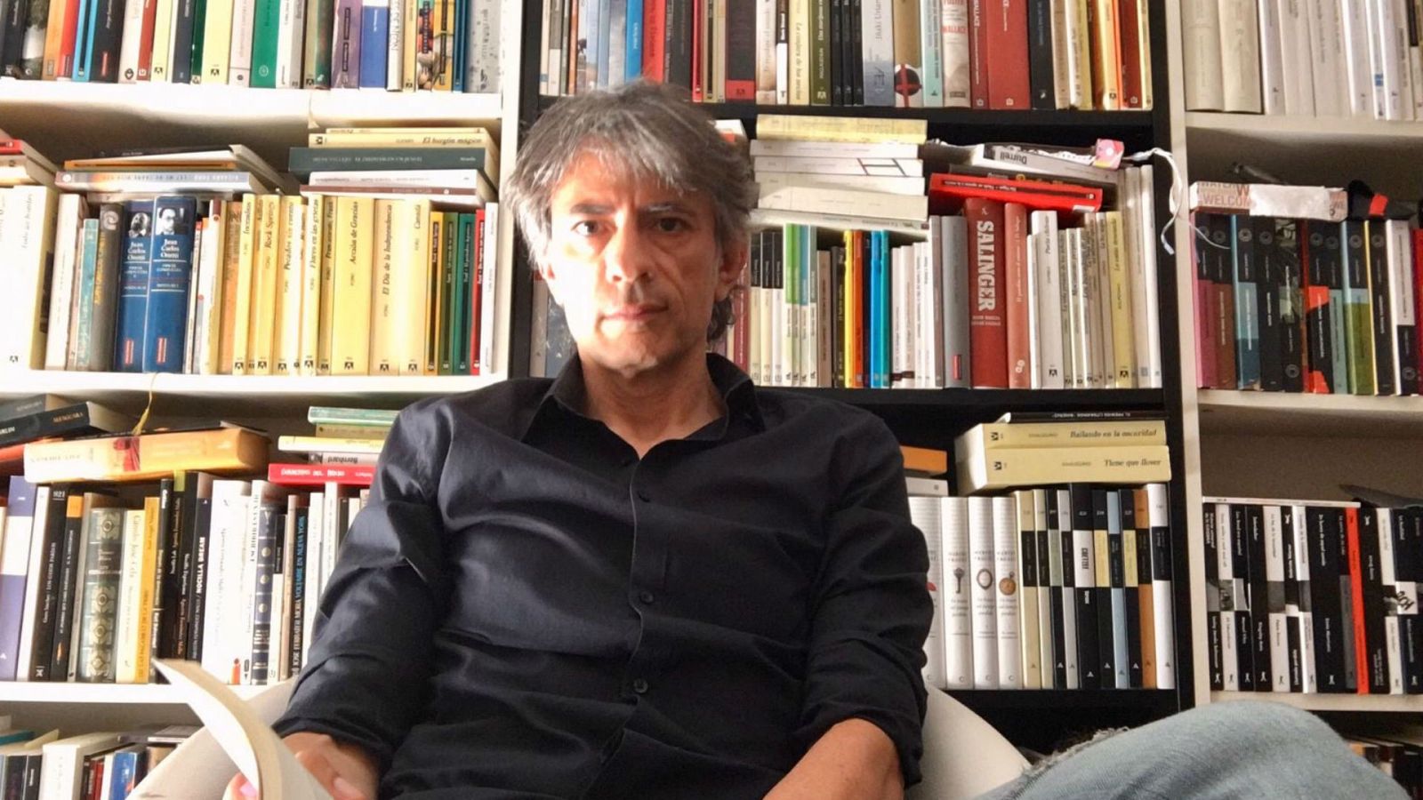 Diálogo y espejo - Juan Tallón: 'El pasado es un lugar de regreso aunque tú no lo quieras' - 20/06/20 - escuchar ahora