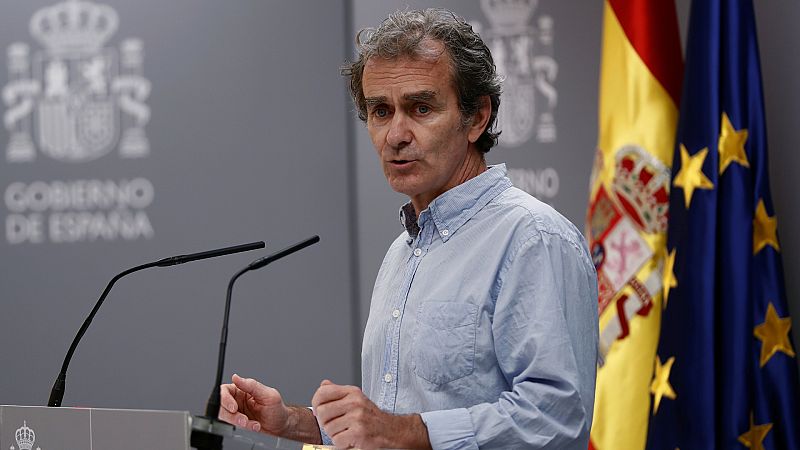 Boletines RNE - Disminuyen los contagios y aumentan los fallecidos en las últimas 24 horas - Escuchar ahora