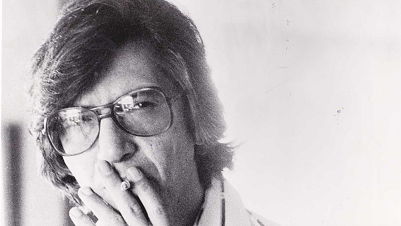 El gallo que no cesa - Manuel Alejandro, música a medida para los más grandes - Escuchar ahora