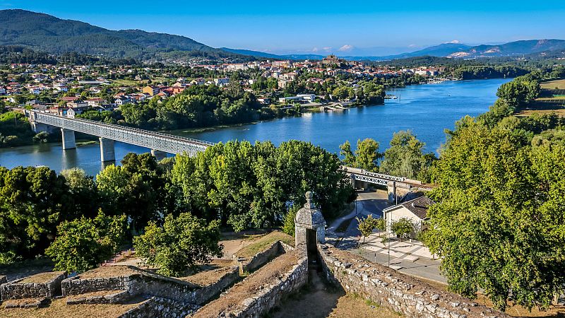 10.000 lugares para viajar con Ángela Gonzalo - Una frontera imperceptible: La Raya - 10/07/20 - escuchar ahora