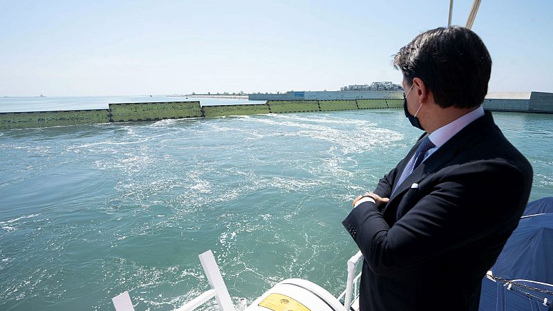 14 horas - Venecia prueba el Proyecto Moisés que la salvará del agua alta - Escuchar ahora