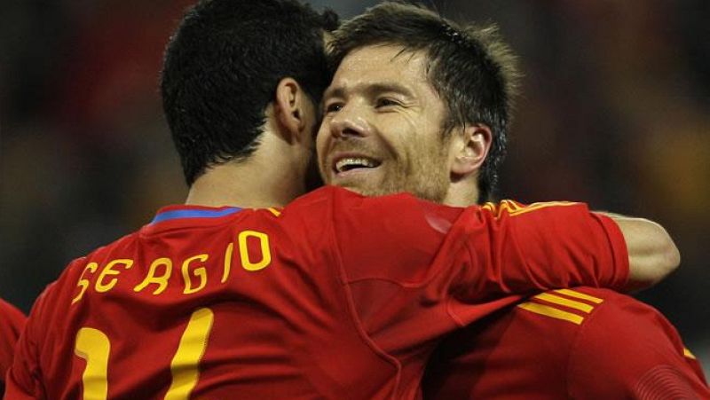 Audio: Del Bosque, sobre la pareja Xabi - Busquets: "Creía en ellos y así lo hicimos"