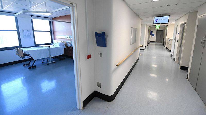 Las mañanas de RNE con Íñigo Alfonso - Obligado reconocimiento a las víctimas y sanitarios del coronavirus