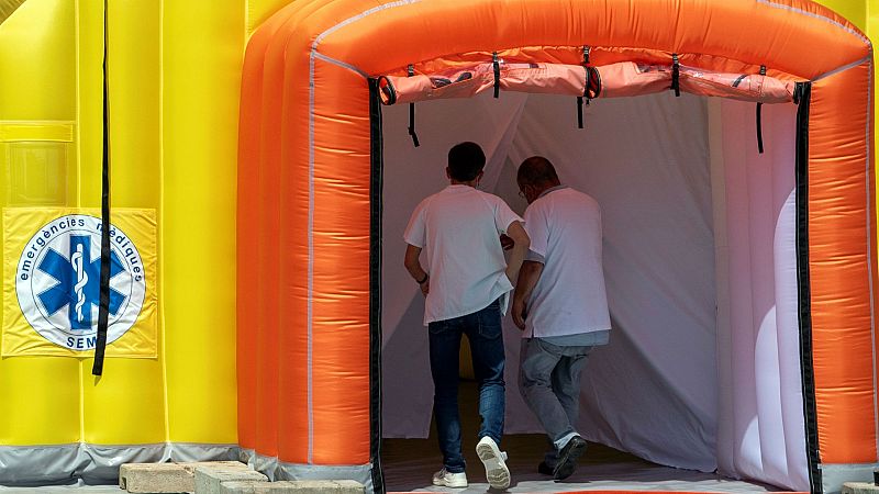 Boletines RNE - Cataluña registra casi 1.300 nuevos casos de coronavirus - Escuchar ahora