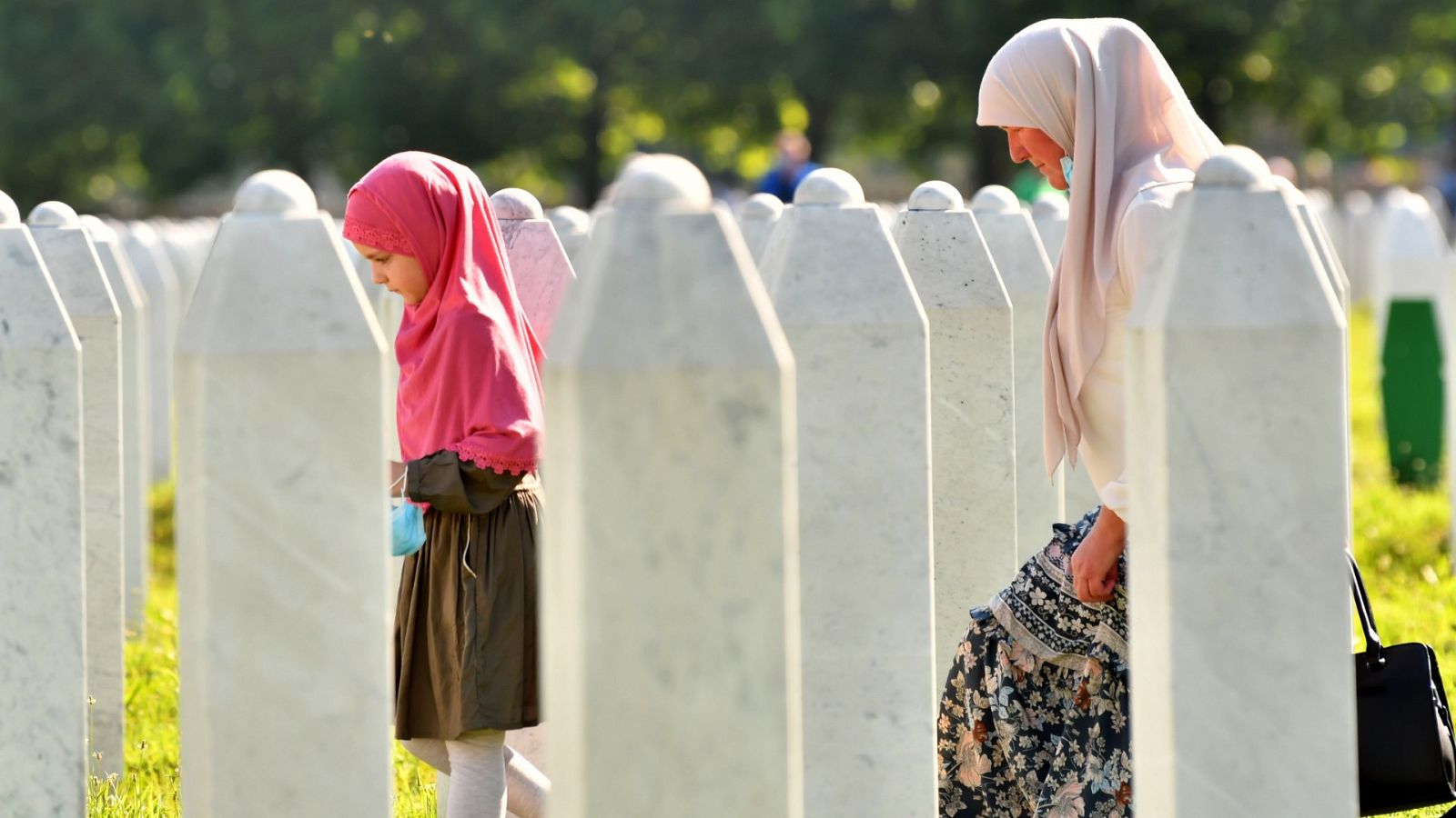 Reportajes 5 Continentes - 25 años de la matanza de Srebrenica