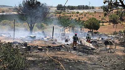 14 horas - Tercer incendio en un campamento de temporeros en Huelva en cinco d�as - Escuchar ahora