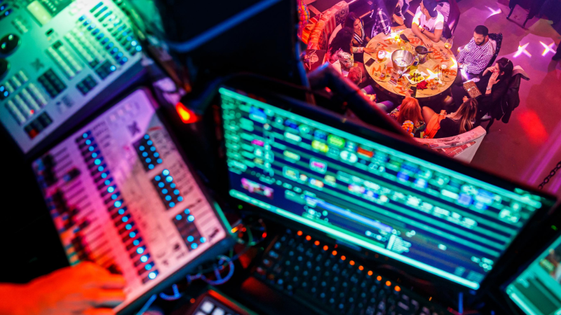 24 horas - La Generalitat ordena el cierre del ocio nocturno en toda Cataluña