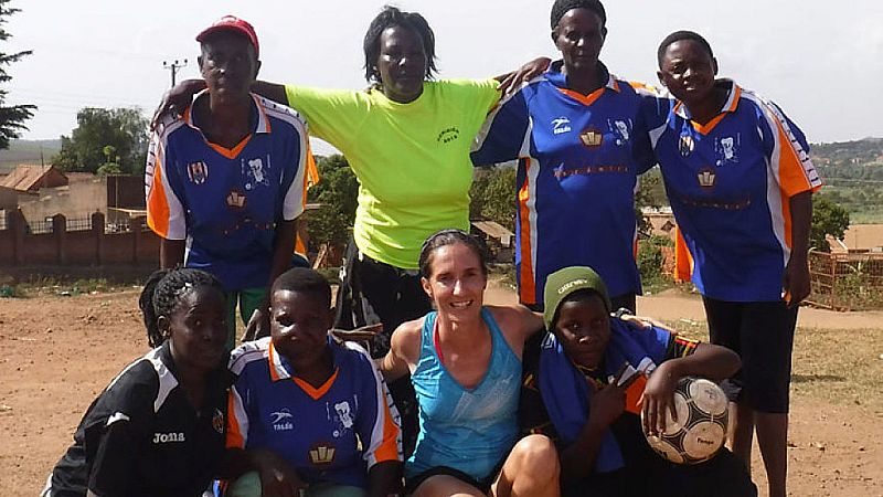 Patricia Campos, empoderar a través del fútbol - Escuchar ahora