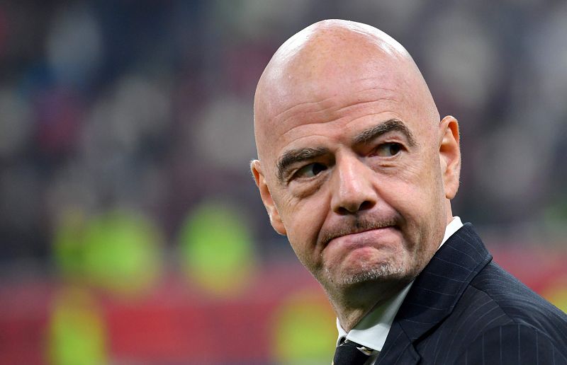 Boletines RNE - La justicia suiza investiga al presidente de la FIFA - Escuchar ahora