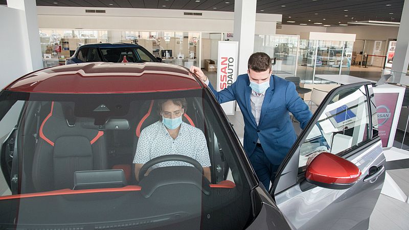 Boletines RNE - Las matriculaciones subieron un 1,1 % en julio