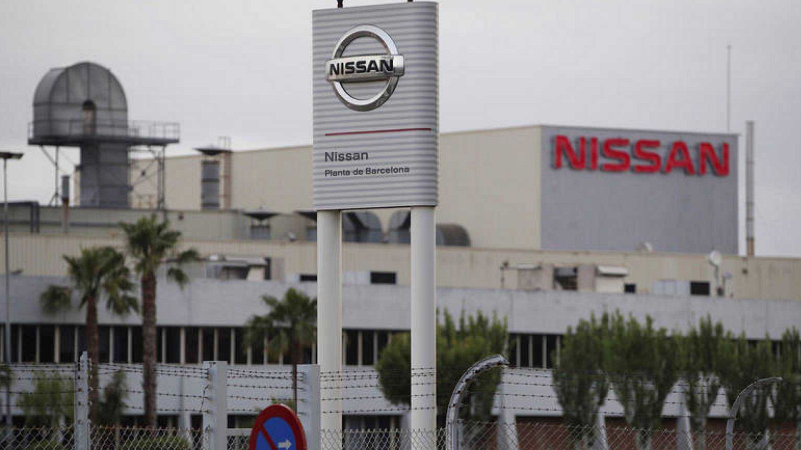 24 horas - Acuerdo en Nissan: cierre de las plantas de Barcelona en 2021 y ERE para 2.500 trabajadores - Escuchar ahora
