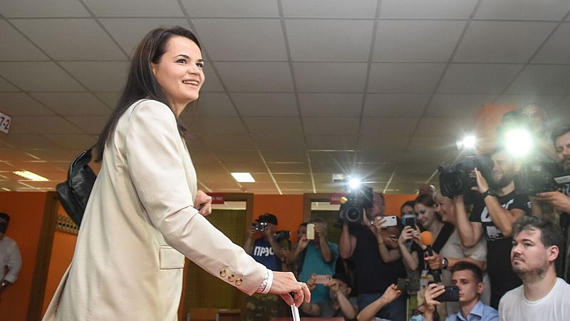 14 horas fin de semana - Lukashenko busca su sexto mandato en las presidenciales de Bielorrusia - Escuchar ahora