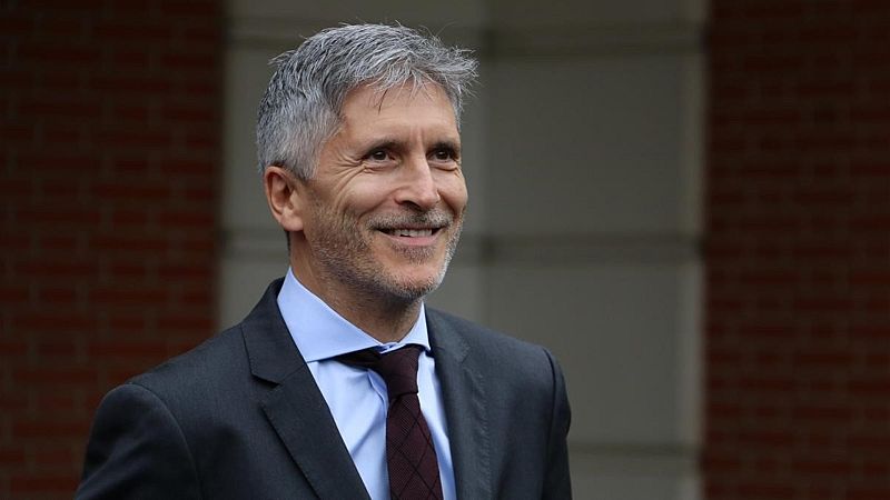 24 horas fin de semana - 20 horas - Grande- Marlaska vieja este lunes a Argel para hablar de inmigración irregular y delincuencia - Escuchar ahora