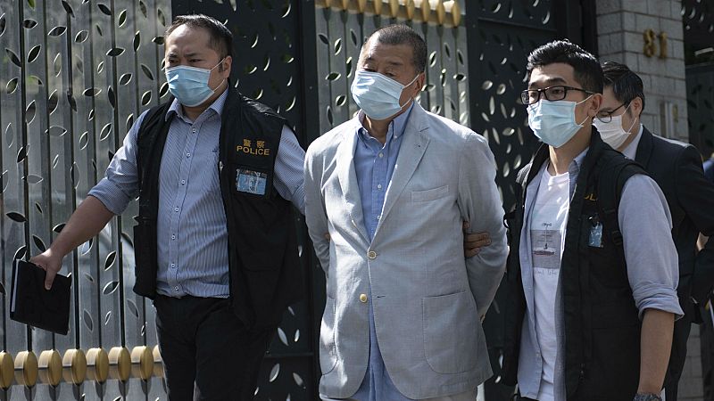 Boletines RNE - Jimmy Lai, figura relevante de la prodemocracia en Hong Kong, detenido