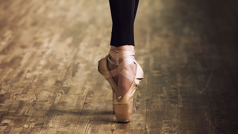 Las mañanas de RNE con Alfredo Laín - Gregor Acuña-Pohl nos habla de 'La bella Otero'