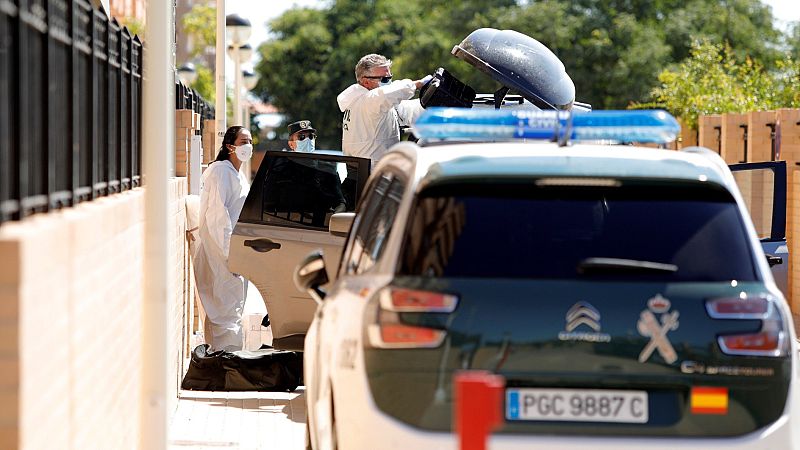 Boletines RNE - Un hombre apuñala a sus dos hijos y después se suicida en Castellón - Escuchar ahora