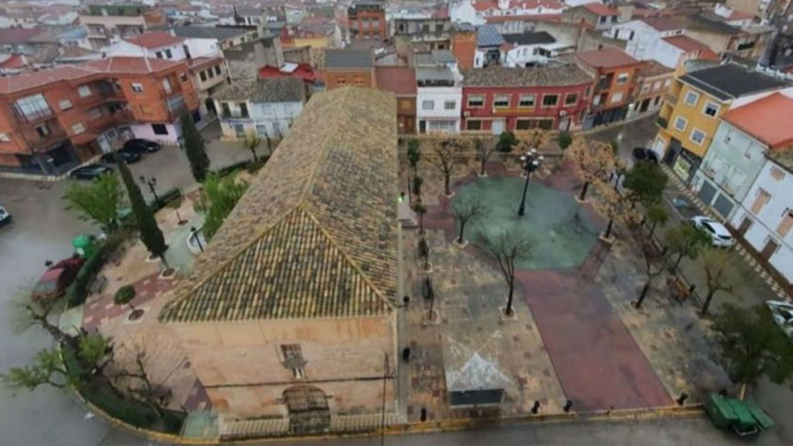 14 horas - La localidad albaceteña de Villamalea, de nuevo confinada - Escuchar ahora