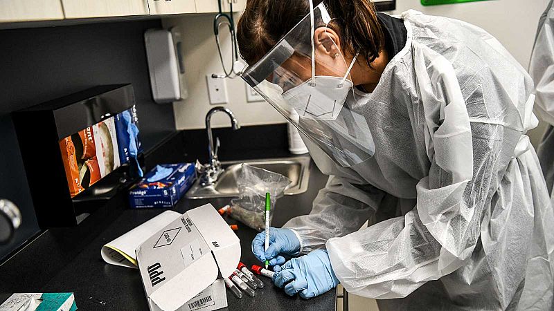 24 horas - Un español forma parte del grupo de investigación de la vacuna de Oxford: "Confío en ella" - Escuchar ahora