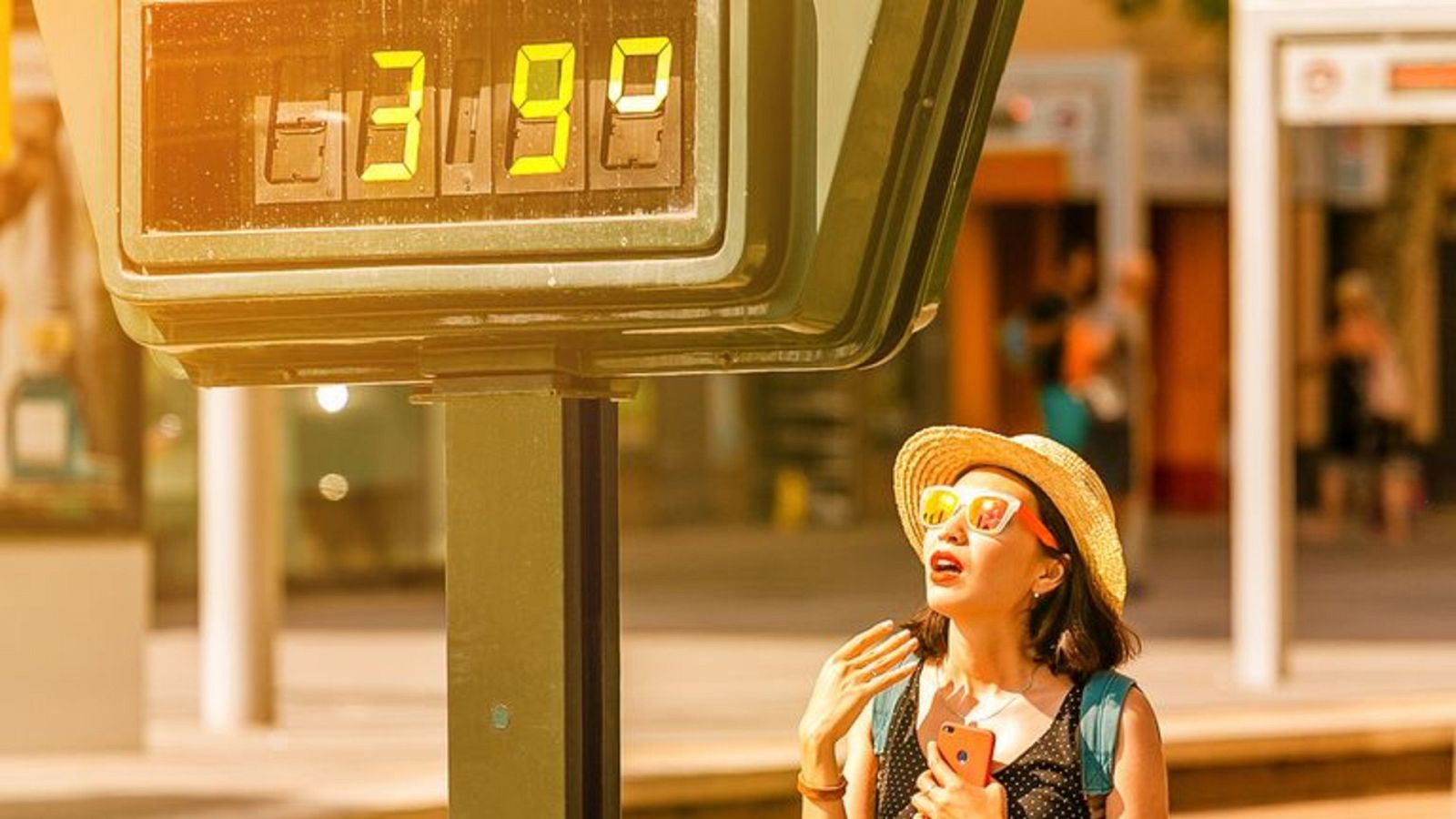 Letras en juego - La canícula ha vuelto - 30/08/20 - Escuchar ahora